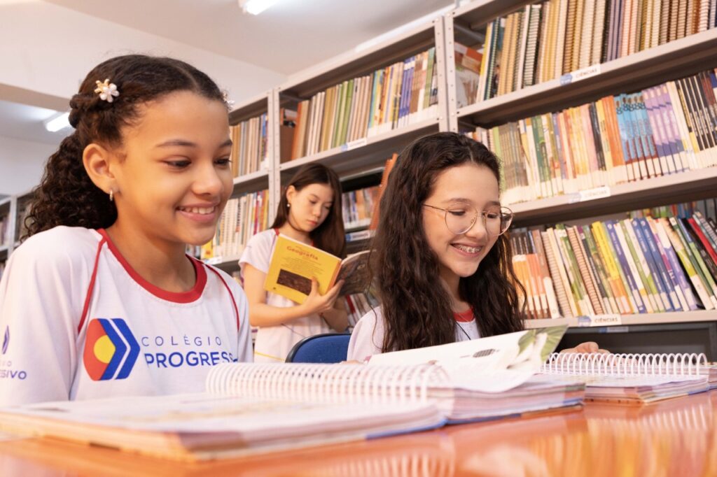 BIBLIOTECA Grande - Colégio Progressivo